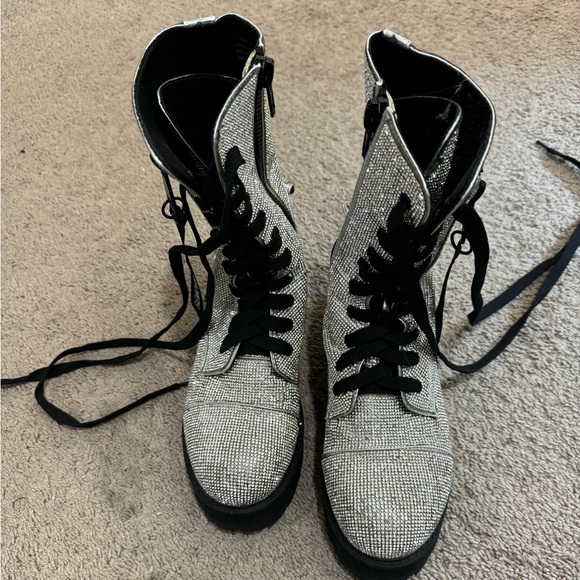 Poster Grl Dolls Kill Rhinestone Billionaire Boots - Picture 7 of 11